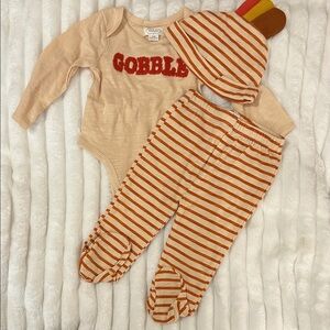 Mud Pie Gobble Bodysuit Set in Cream and Orange